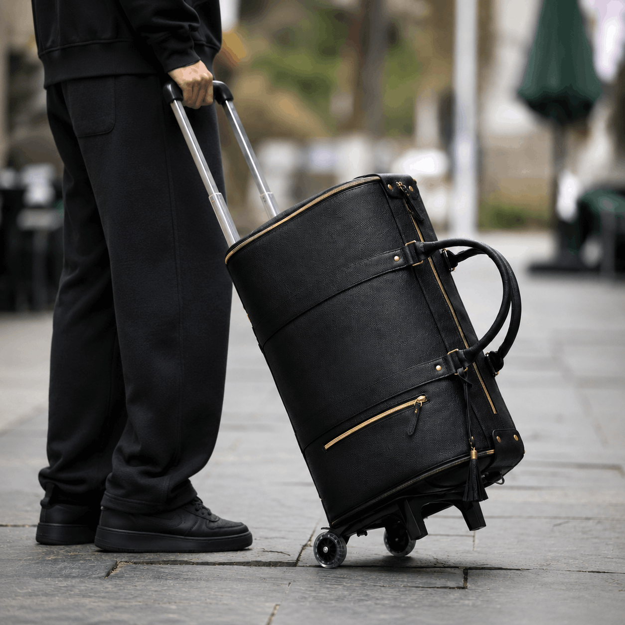 TRAVIER™ TRAVEL BAG